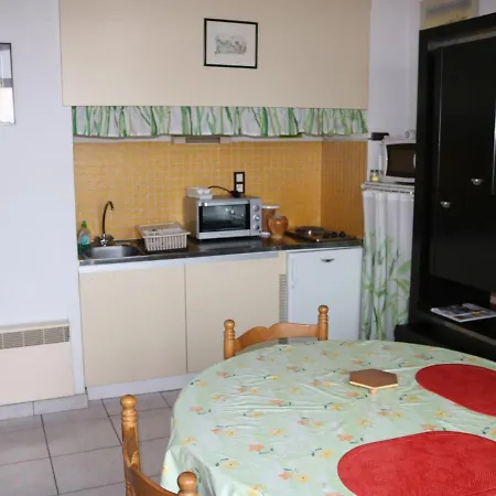 - Duplex T2 Centre-ville - Parking - Balcon - Proche - Menage Inclus - Fr-1-319-208 *